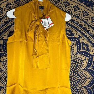 Kasper Women's Mustard Sleeveless Blouse
